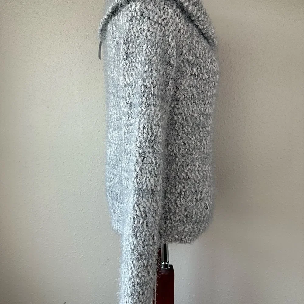 NWT Freshman Women’s Sweater